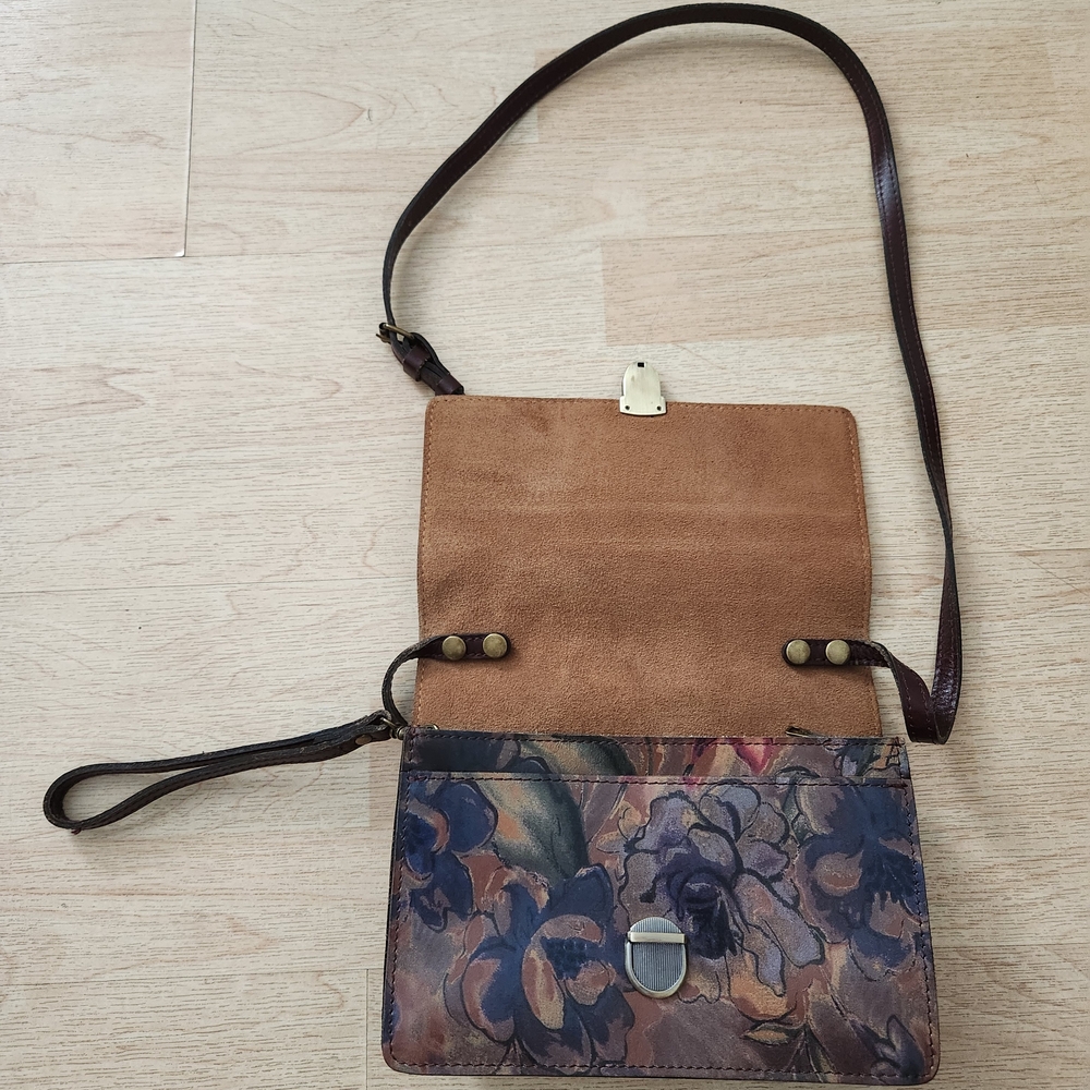 Patricia Nash Floral Printed Crossbody Bag in Multi-Color - Picture 4 of 7